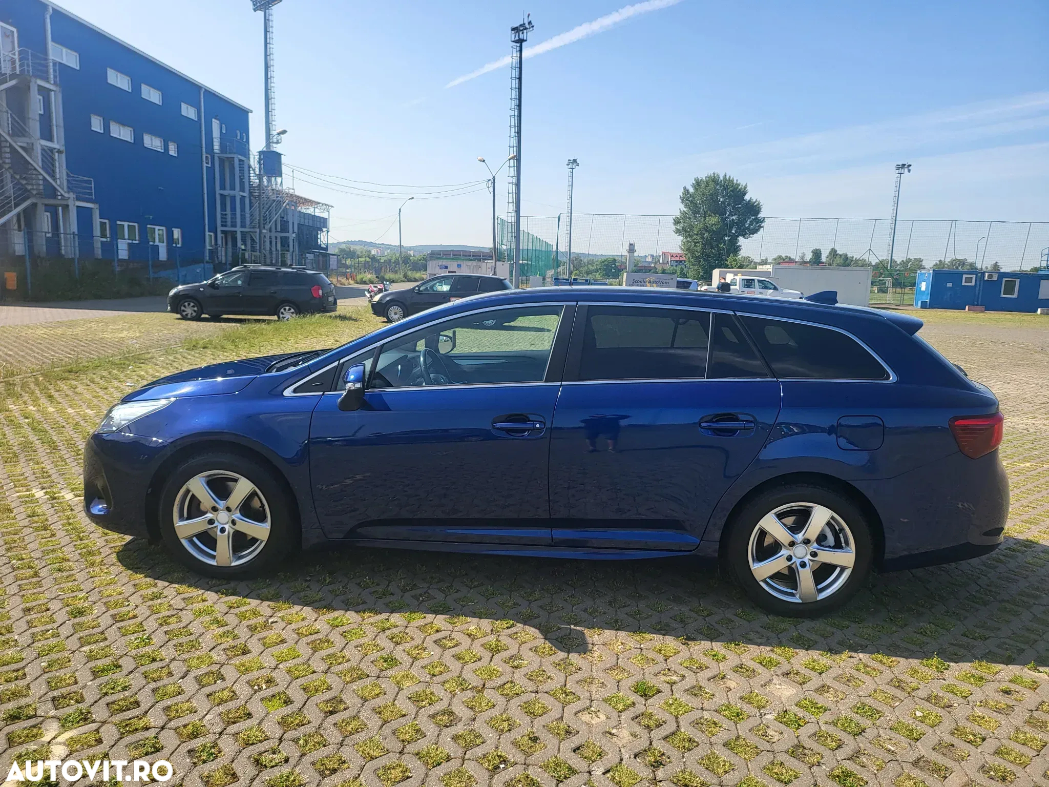 Toyota Avensis 2.0 D-4D Elegance - 7