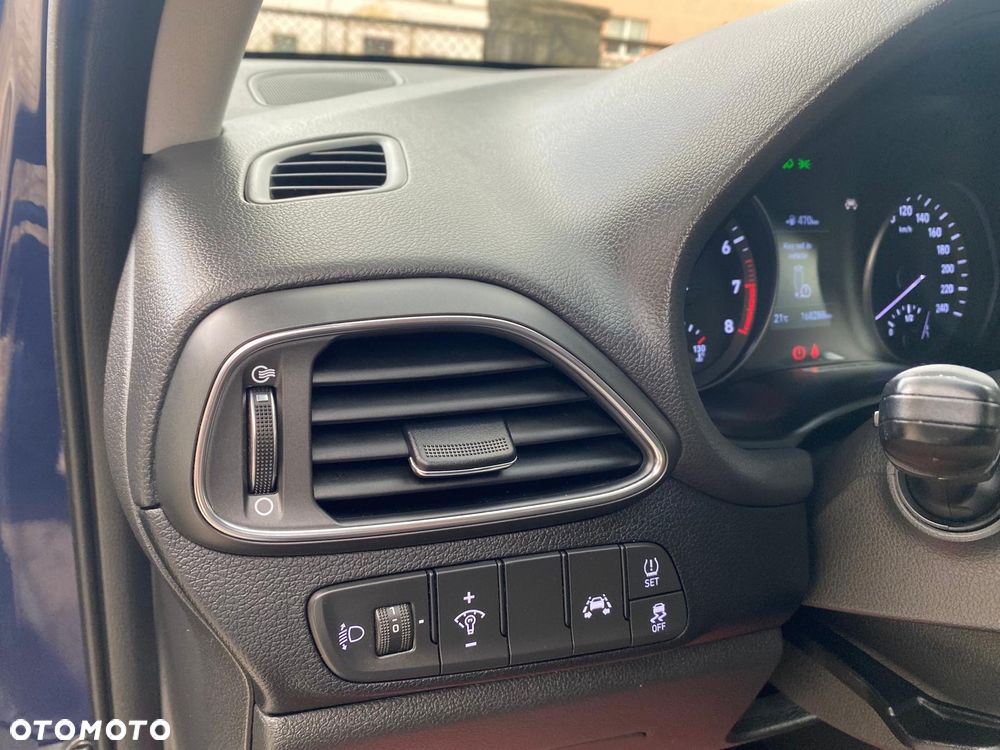 Hyundai i30 1.0 T-GDI Premiere Comfort - 36