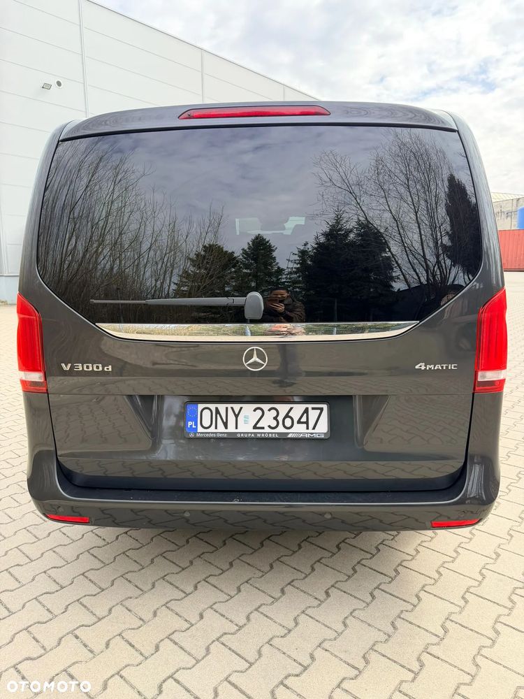 Mercedes-Benz Klasa V 300 d 4-Matic Avantgarde 9G-Tronic - 16