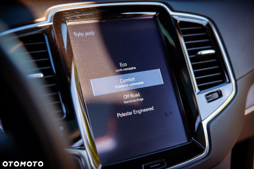 Volvo XC 90 T6 AWD Inscription 7os - 28