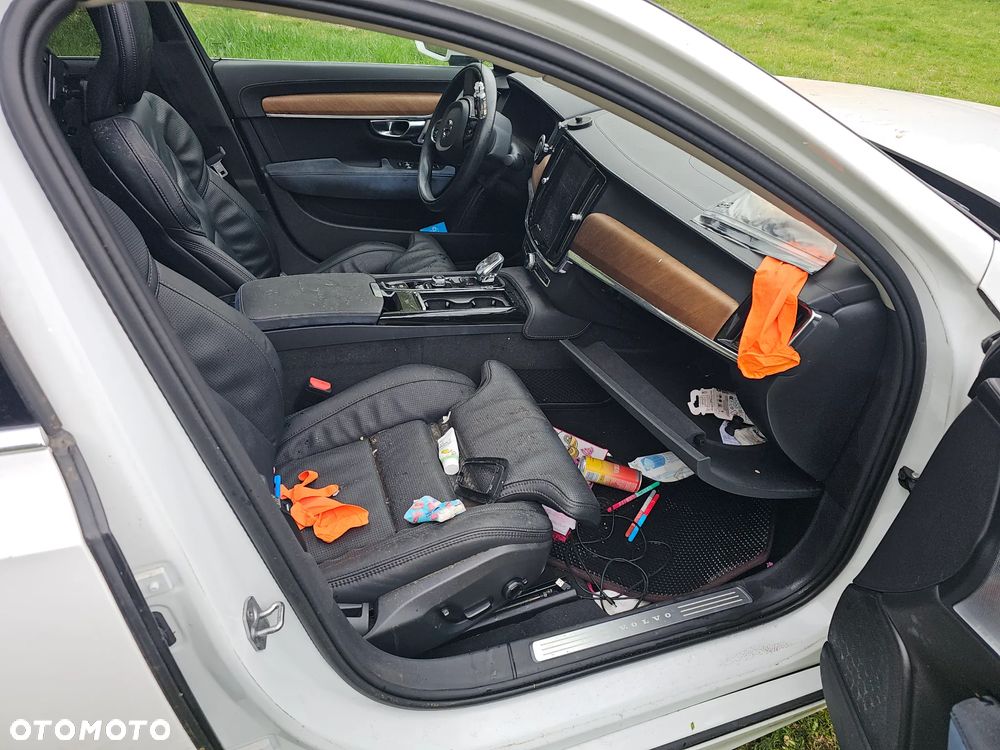 Volvo S90 - 18