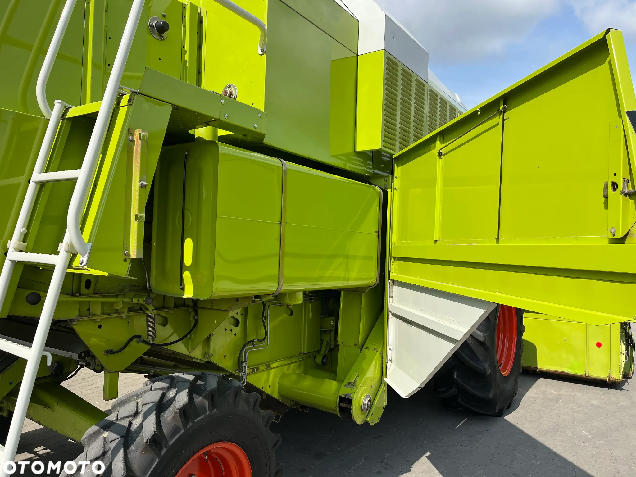 Claas Dominator 108 Classic - 9