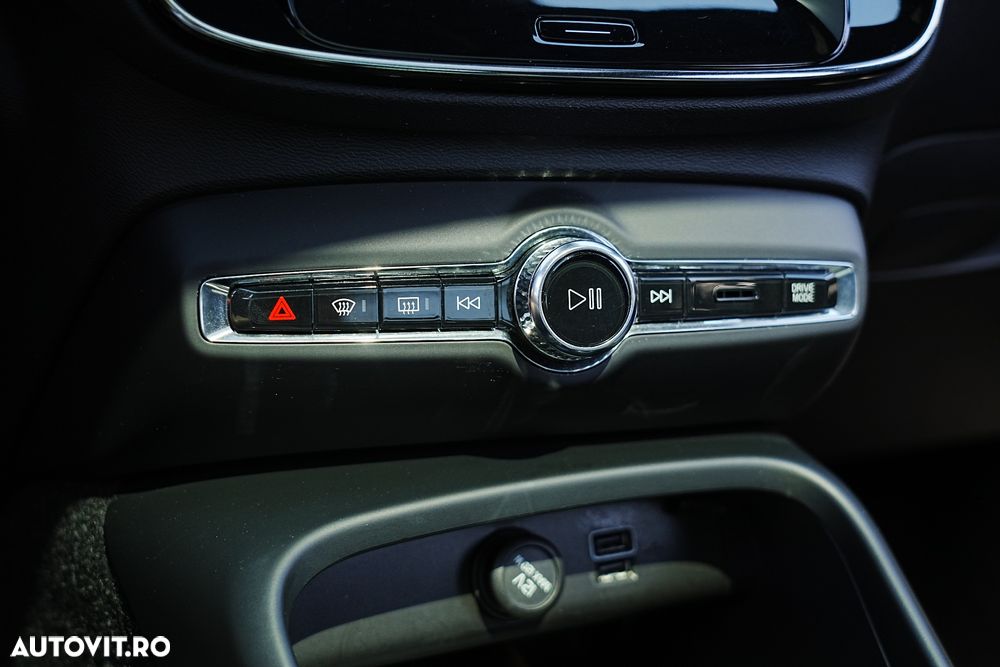 Volvo XC 40 - 39