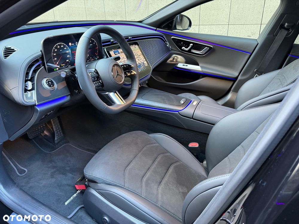 Mercedes-Benz Klasa E 220 d 4-Matic AMG - 28