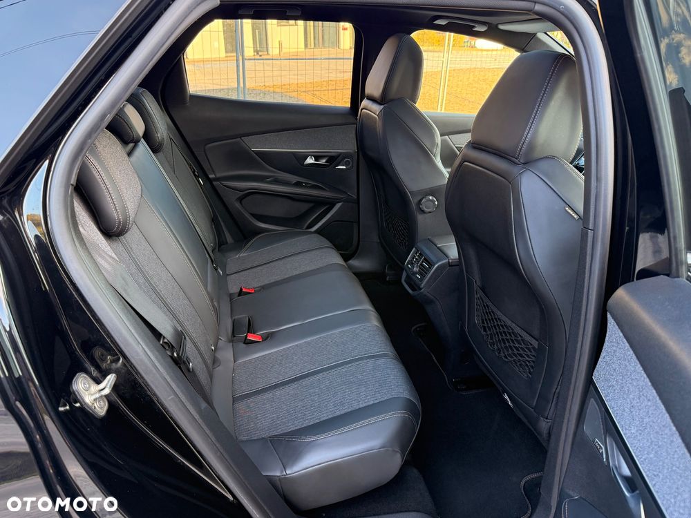 Peugeot 3008 2.0 BlueHDi Allure S&S - 28