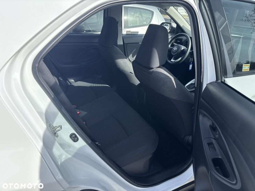 Toyota Yaris Cross Hybrid 1.5 Comfort - 13