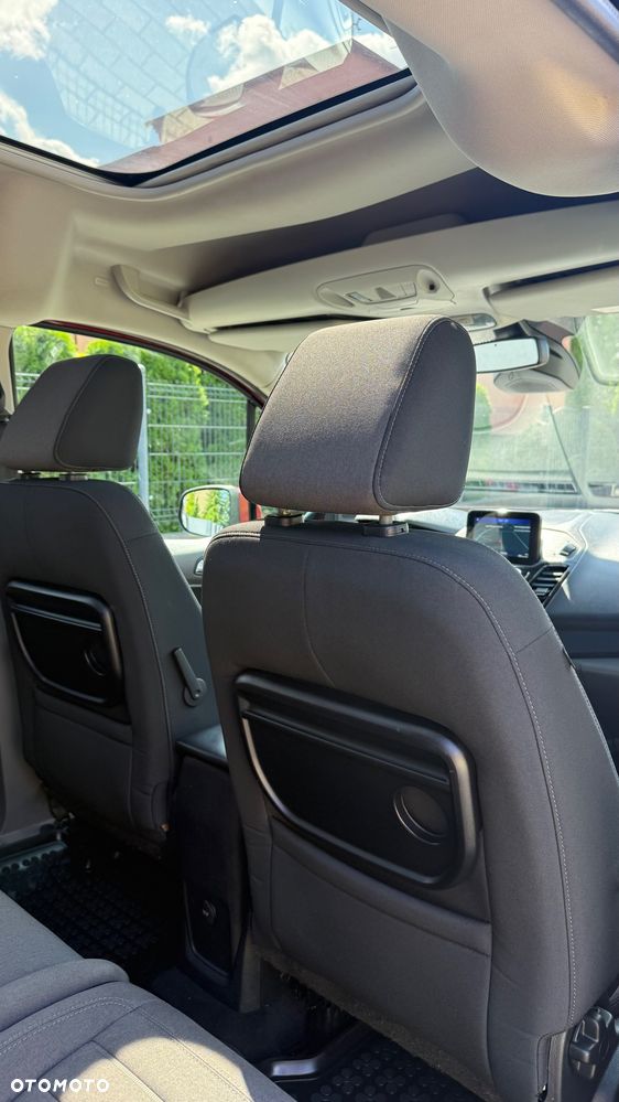 Ford Tourneo Connect Grand - 11