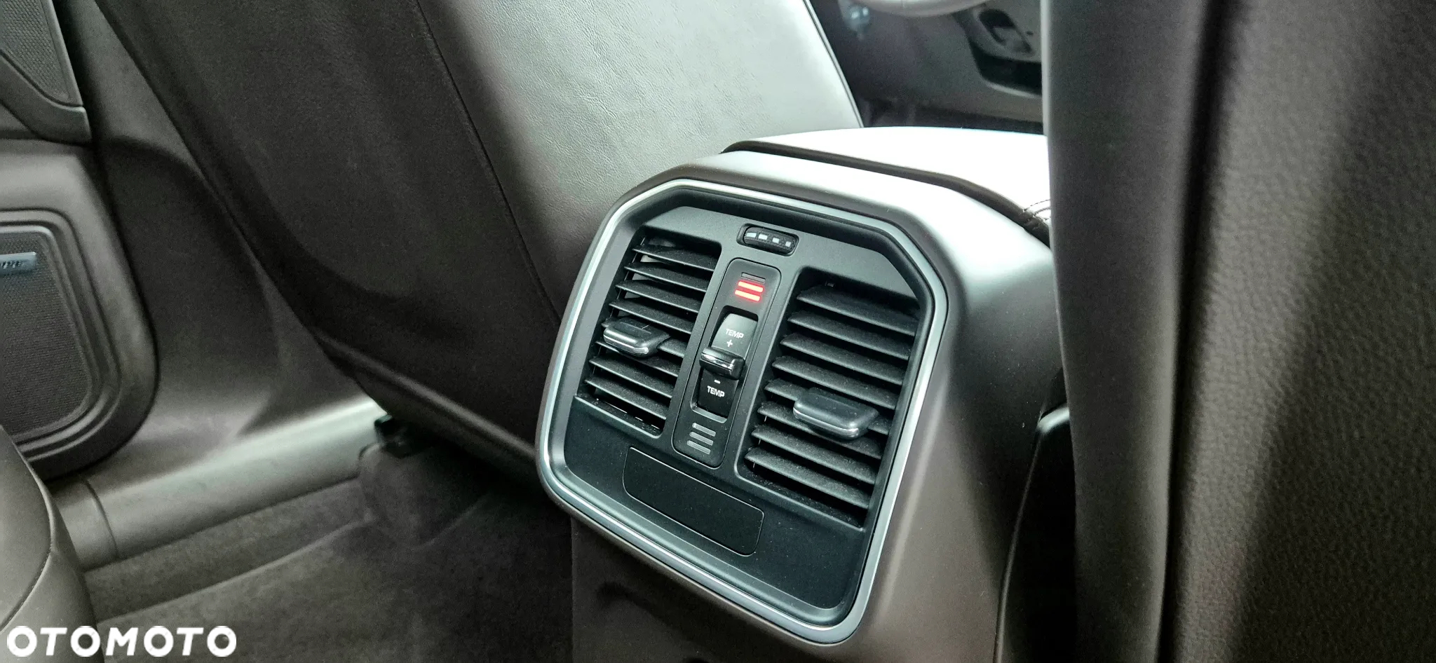 Porsche Macan S - 33