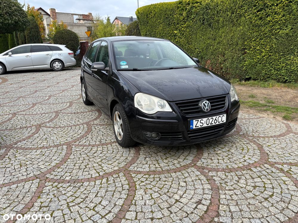 Volkswagen Polo 2006 photo 2
