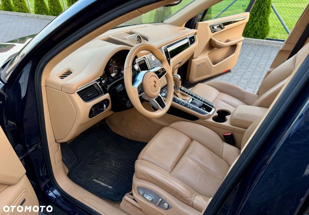 Porsche Macan - 18