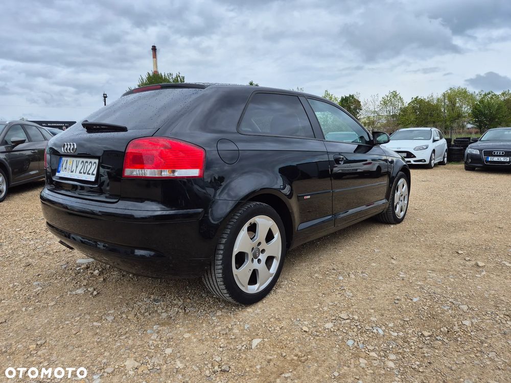 Audi A3 3-drzwiowe 1.9 TDI S Line Sportpaket plus - 3