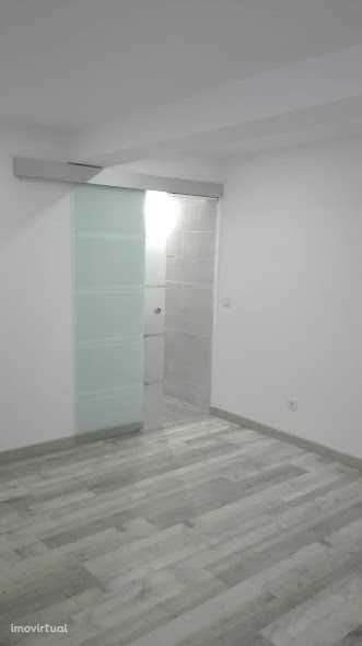 T2 em Barreiros - Leiria - Grande imagem: 4/7