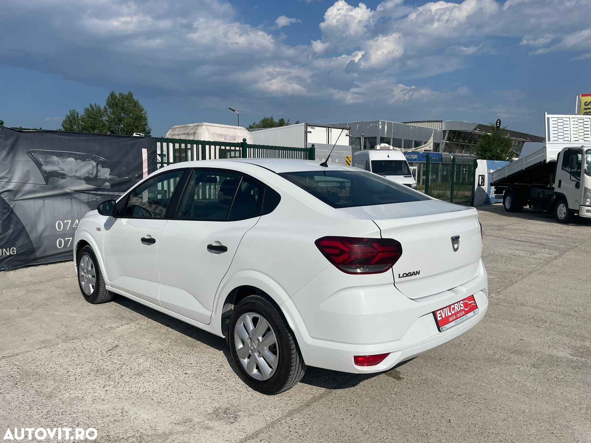 Dacia Logan - 7