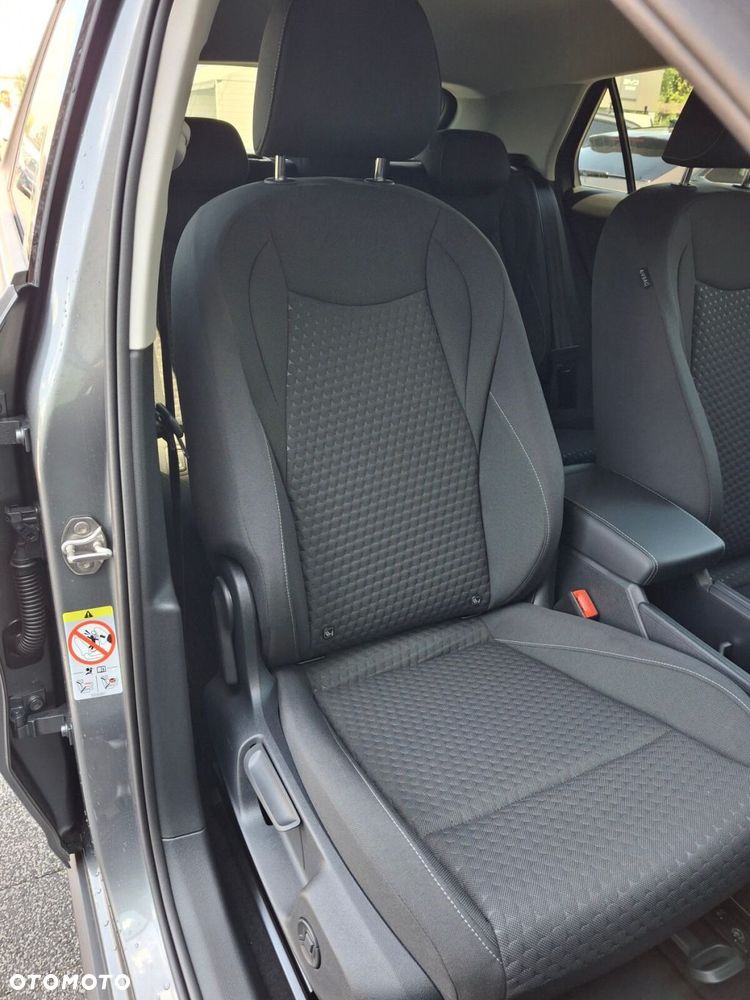 Volkswagen T-Roc 1.5 eTSI Life DSG - 17