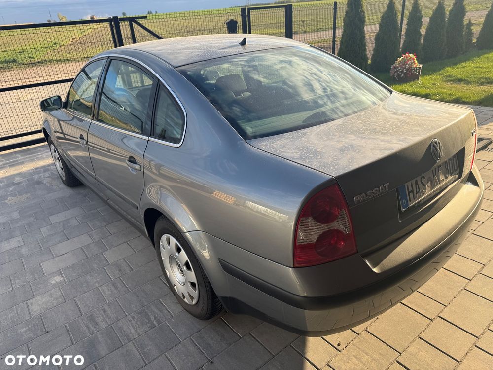 Volkswagen Passat 1.9 TDI - 12