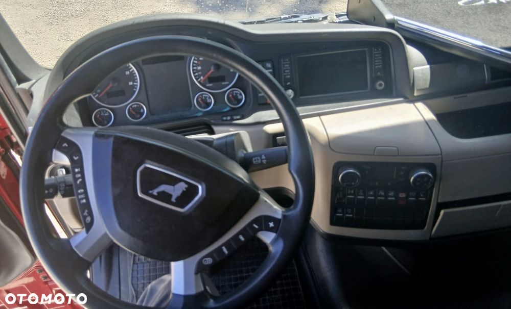 MAN TGX 18.500 XLX AUTOMAT SPOJLERY KLIMA WEBASTO OPONY:90% 698000km 2xALUTANK ACC SKÓRA NAVI EURO 6 2018 ŁADNY - 11
