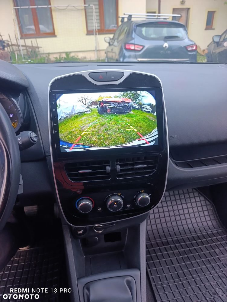 Renault Clio 1.2 16V 75 LIMITED - 22