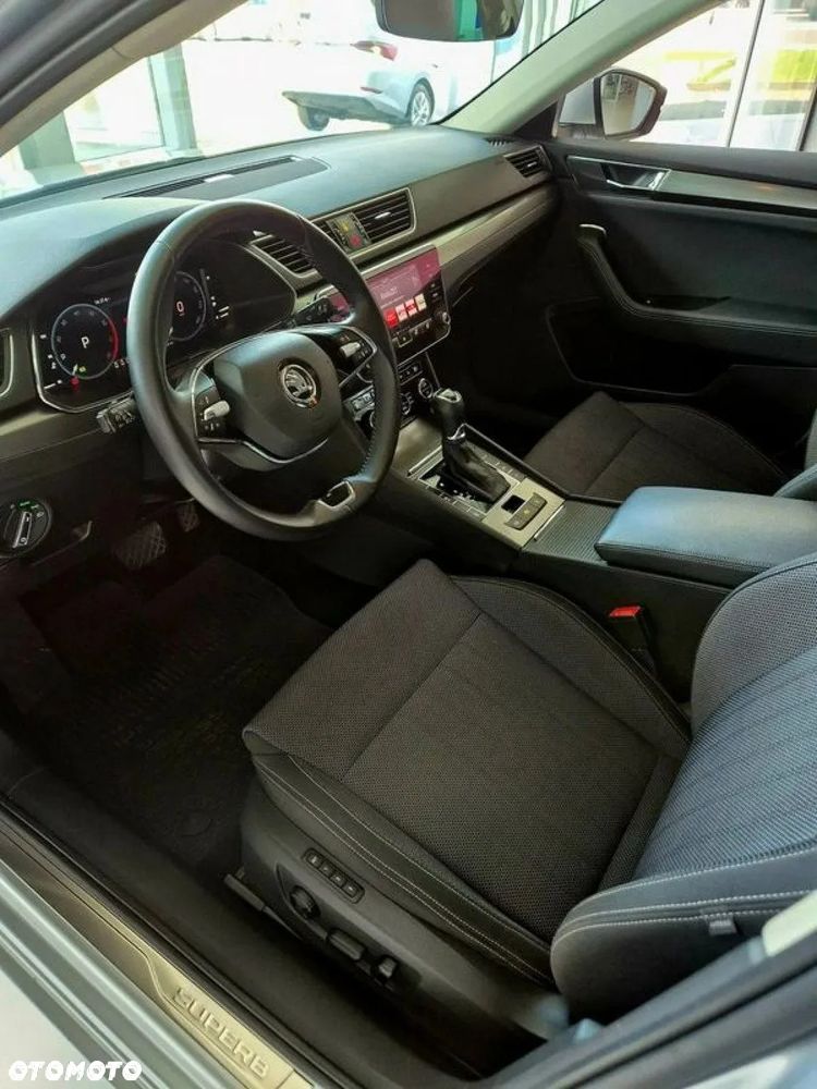 Skoda Superb 2.0 TSI Style DSG - 11