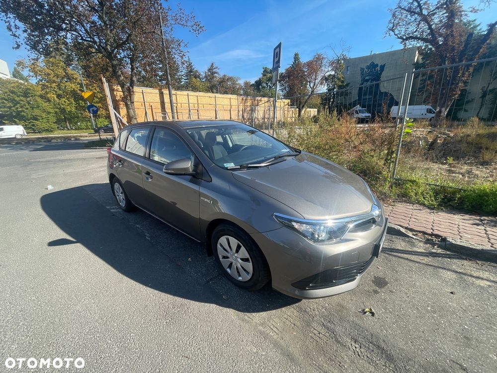 Toyota Auris - 2