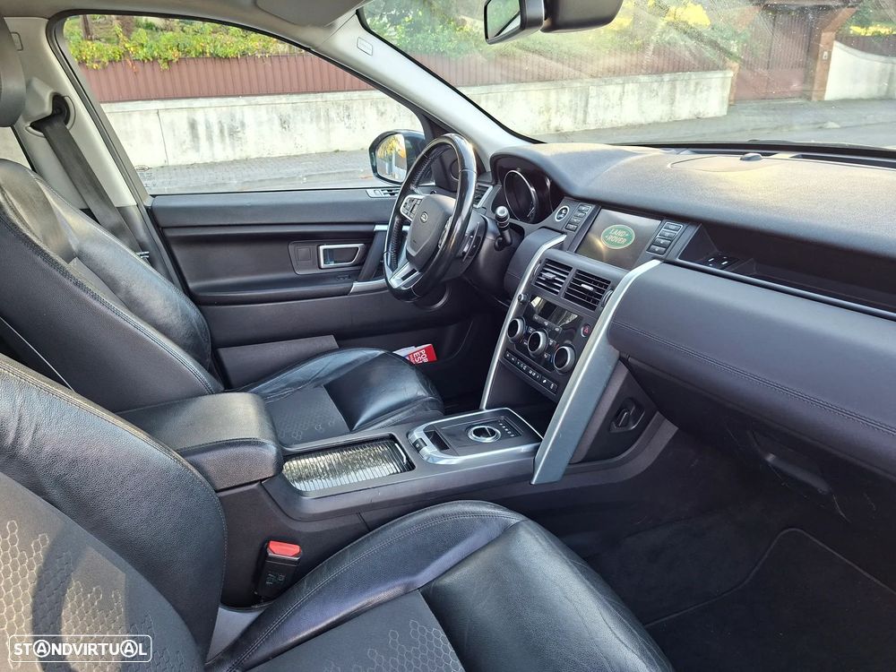 Land Rover Discovery Sport 2.0 TD4 HSE Luxury 7L Auto - 17