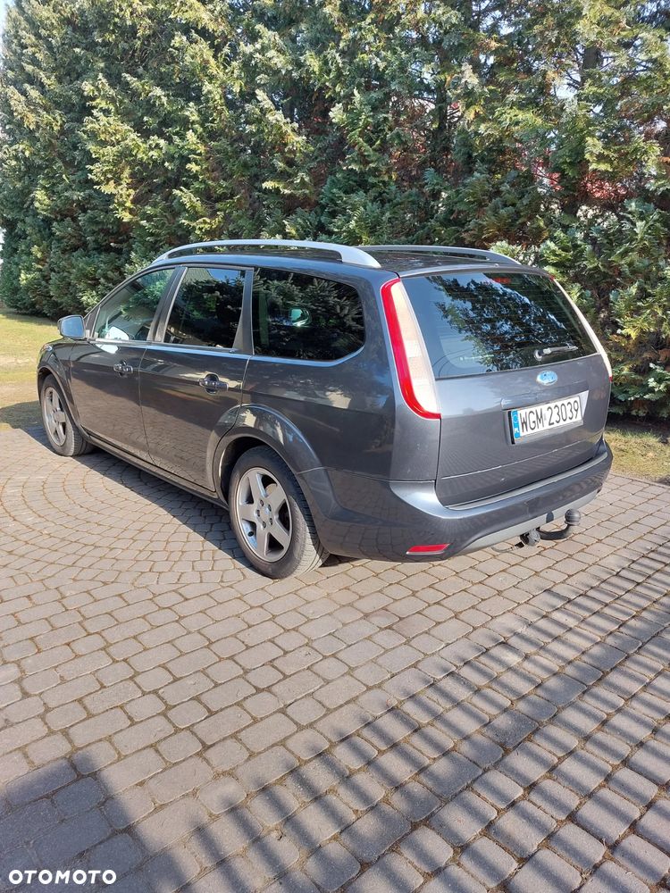 Ford Focus 1.6 16V Trend - 3