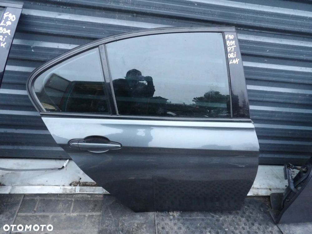 BMW - F30 - KOLOR B39 - DRZWI PRAWY TYŁ - 1