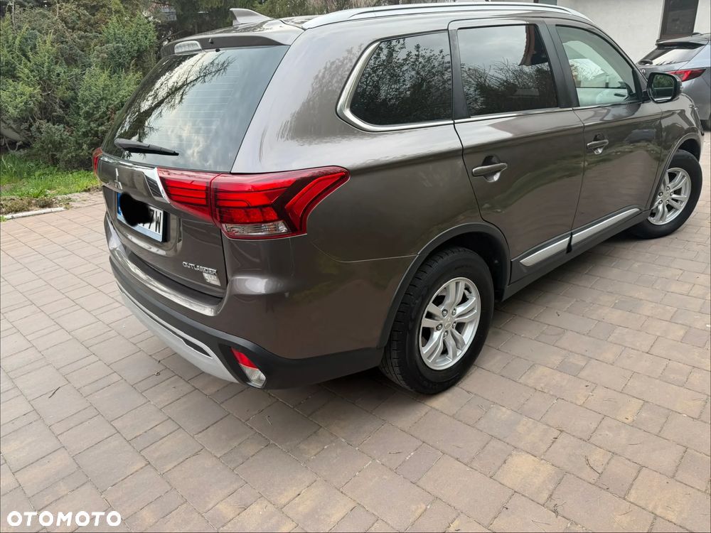 Mitsubishi Outlander 2.0 City Style 2WD - 7