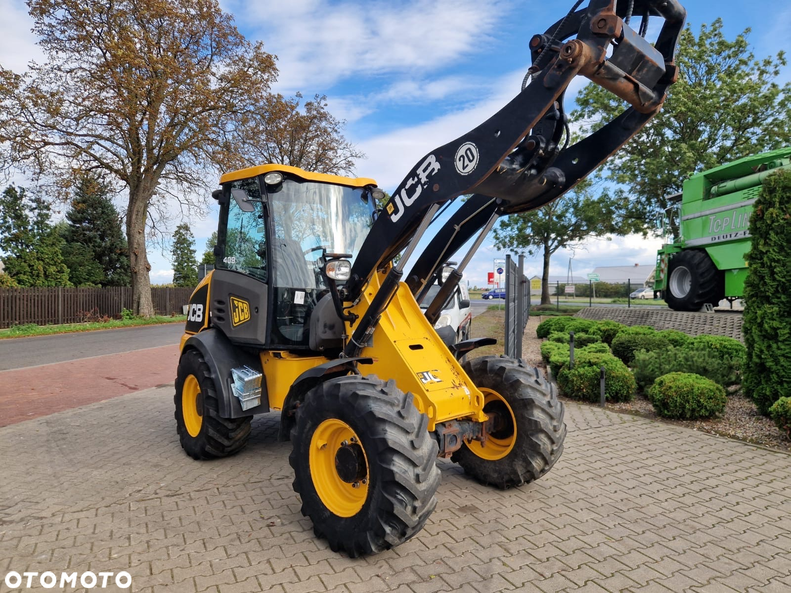 JCB 409 - 13