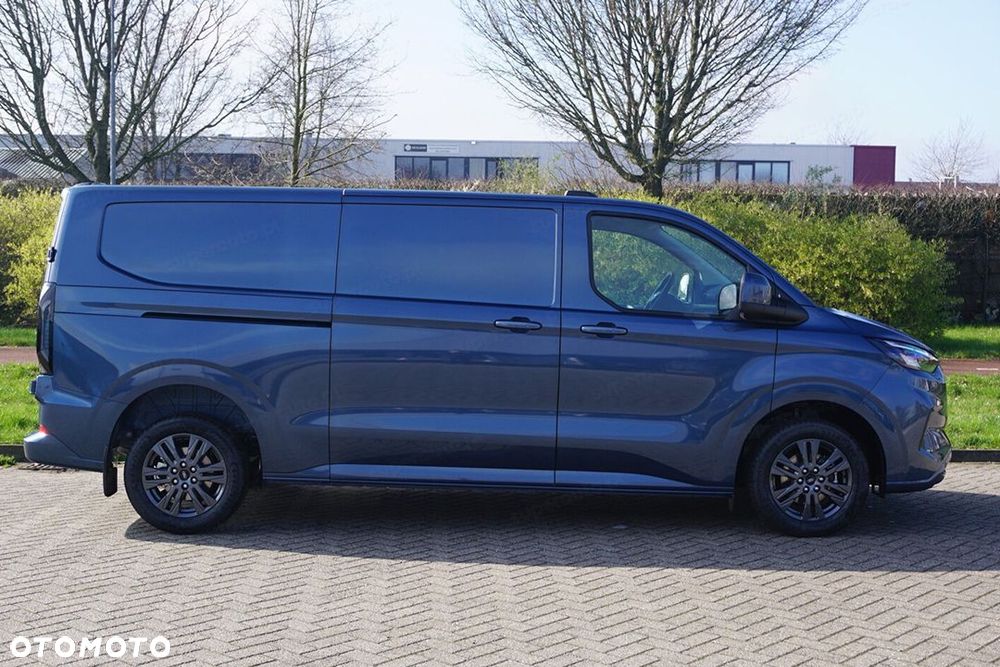 Ford Transit Custom 320 L2H1 Limited 2.0 150KM - 4