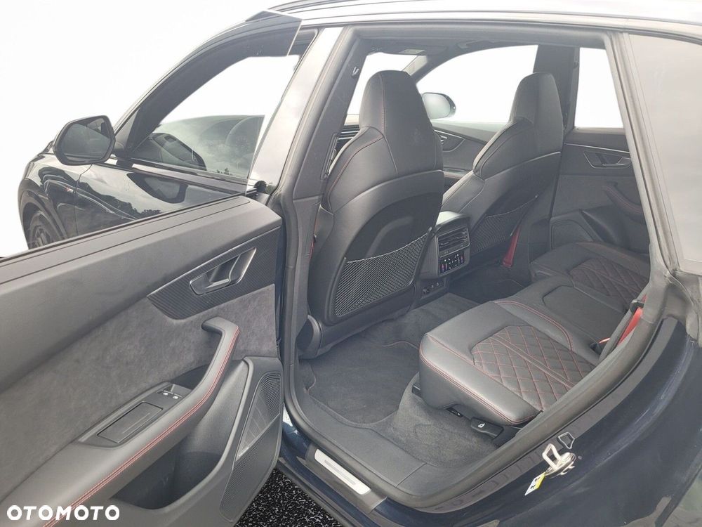 Audi Q8 - 6