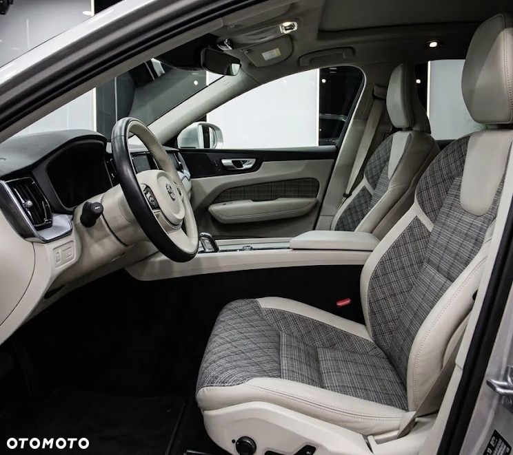 Volvo XC 60 - 7