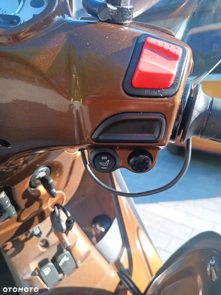 Piaggio Beverly - 15
