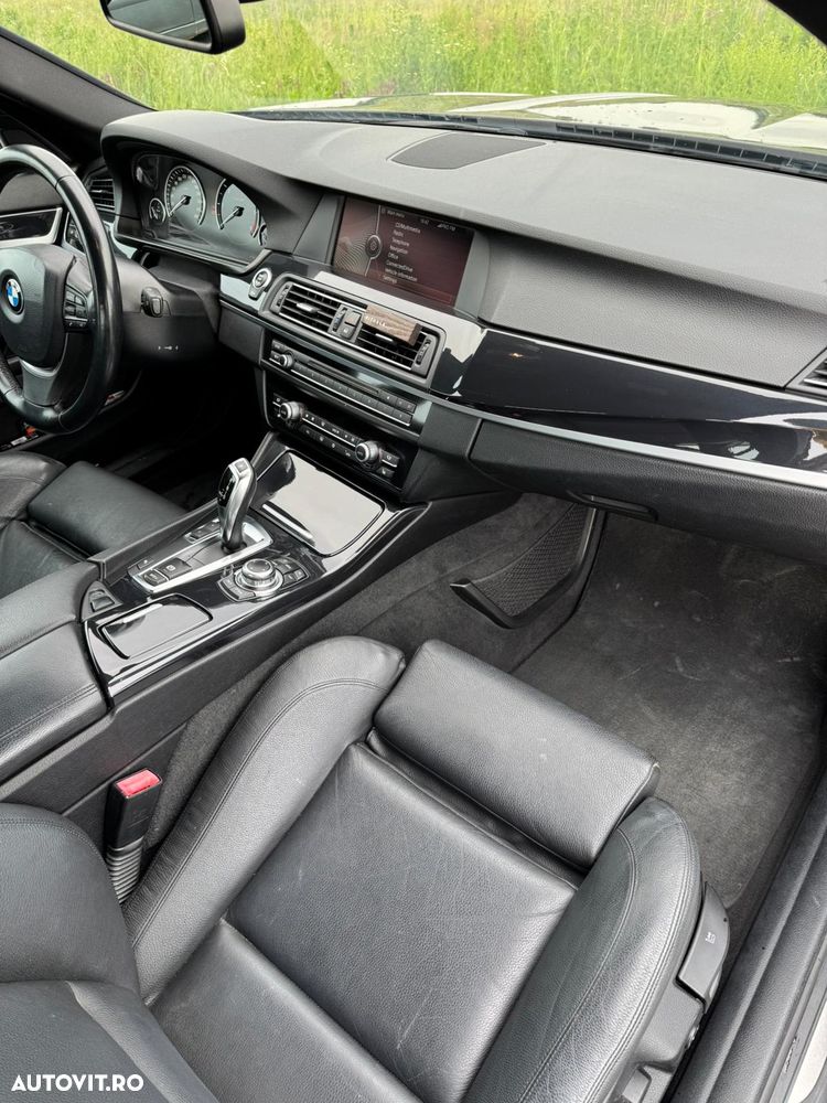 BMW Seria 5 520d Aut. - 14