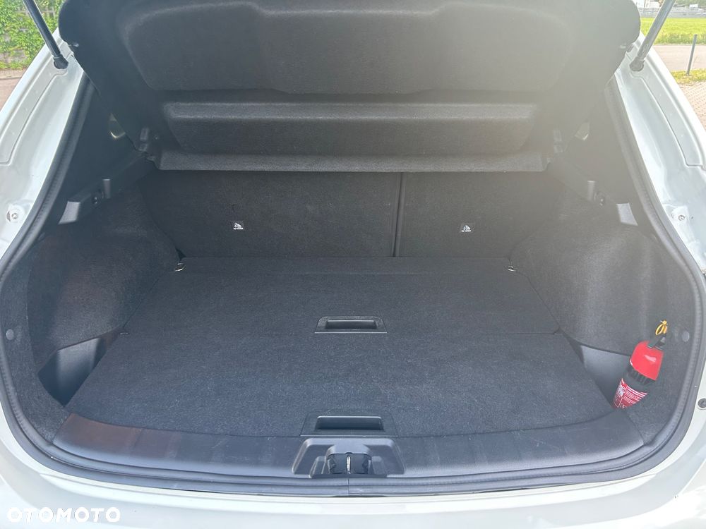 Nissan Qashqai 1.3 DIG-T N-Connecta DCT - 12