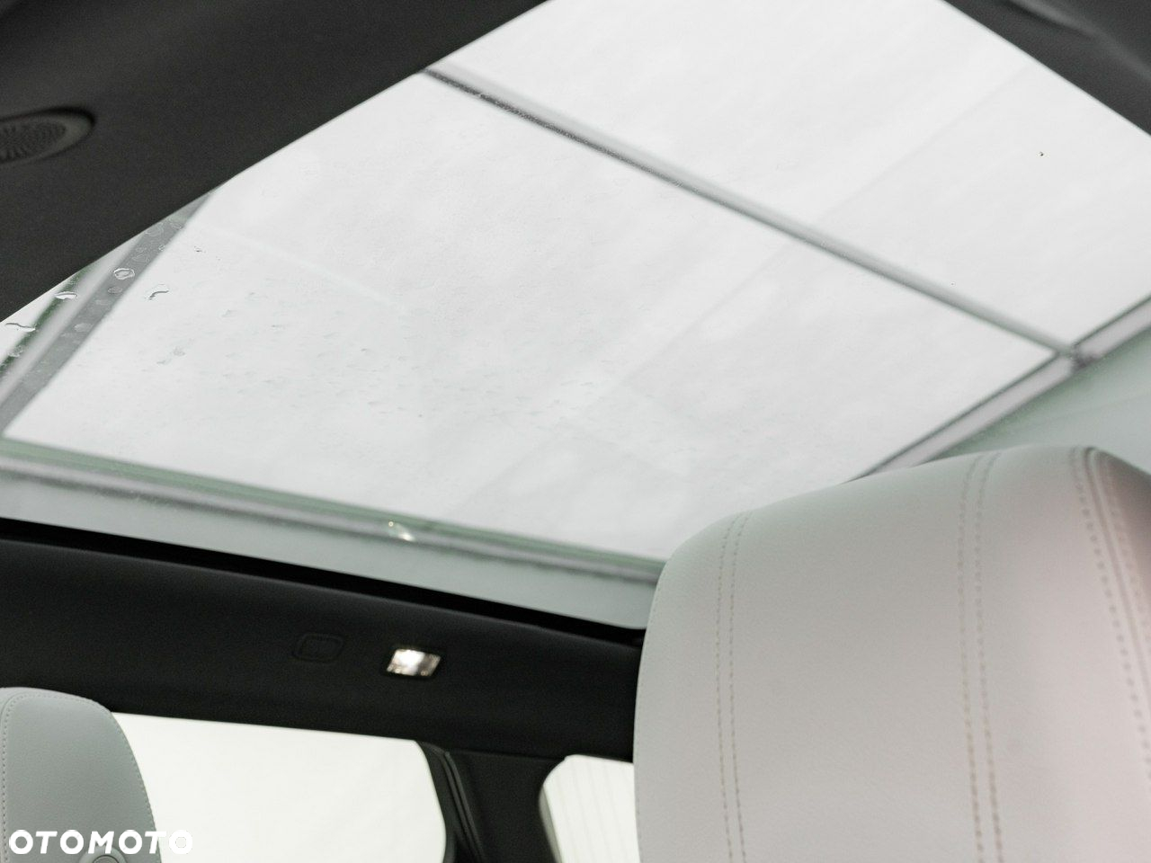 Land Rover Range Rover Evoque - 34