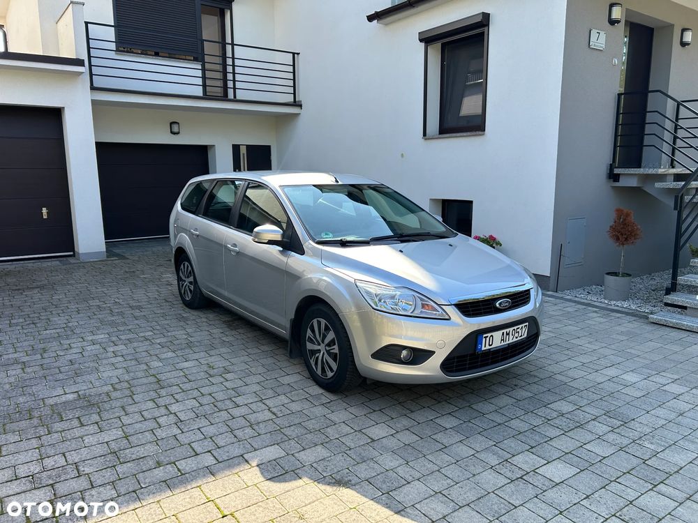 Ford Focus 1.6 Ghia - 2