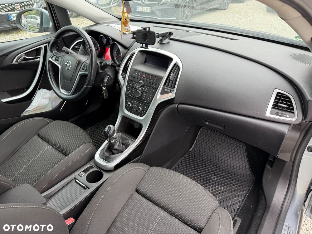 Opel Astra 1.4 Turbo Edition Sport - 32