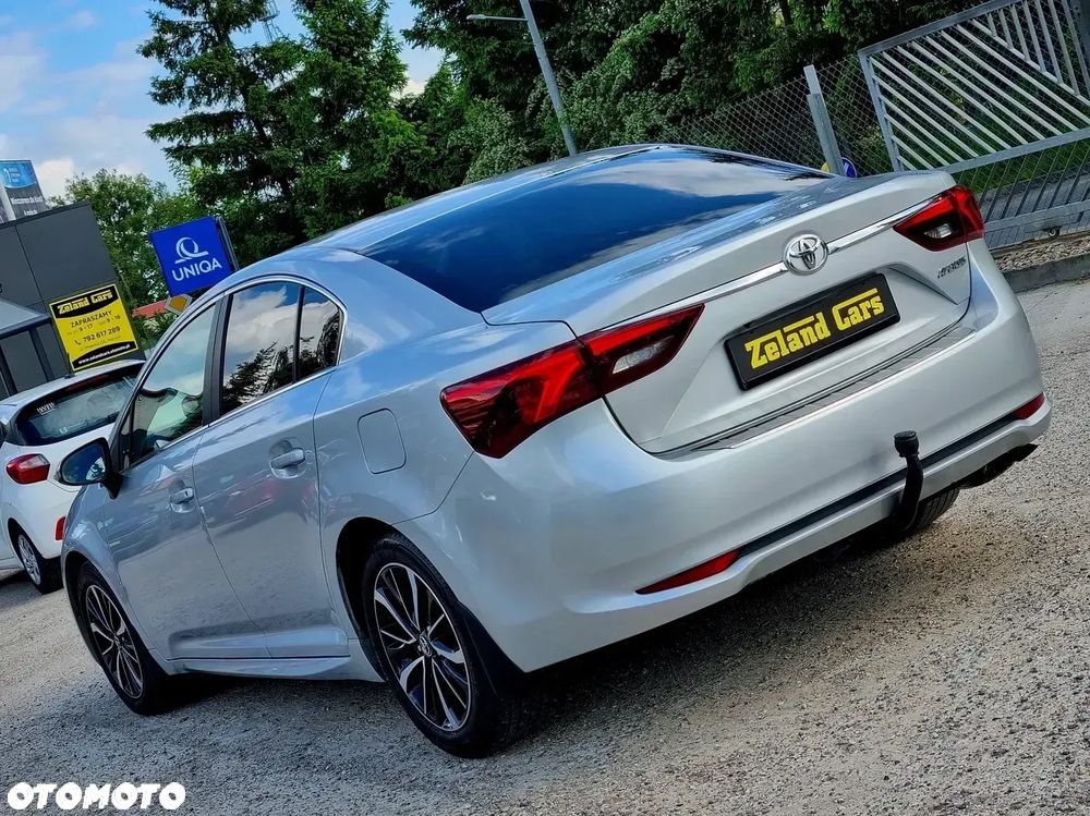 Toyota Avensis 1.8 Prestige - 7