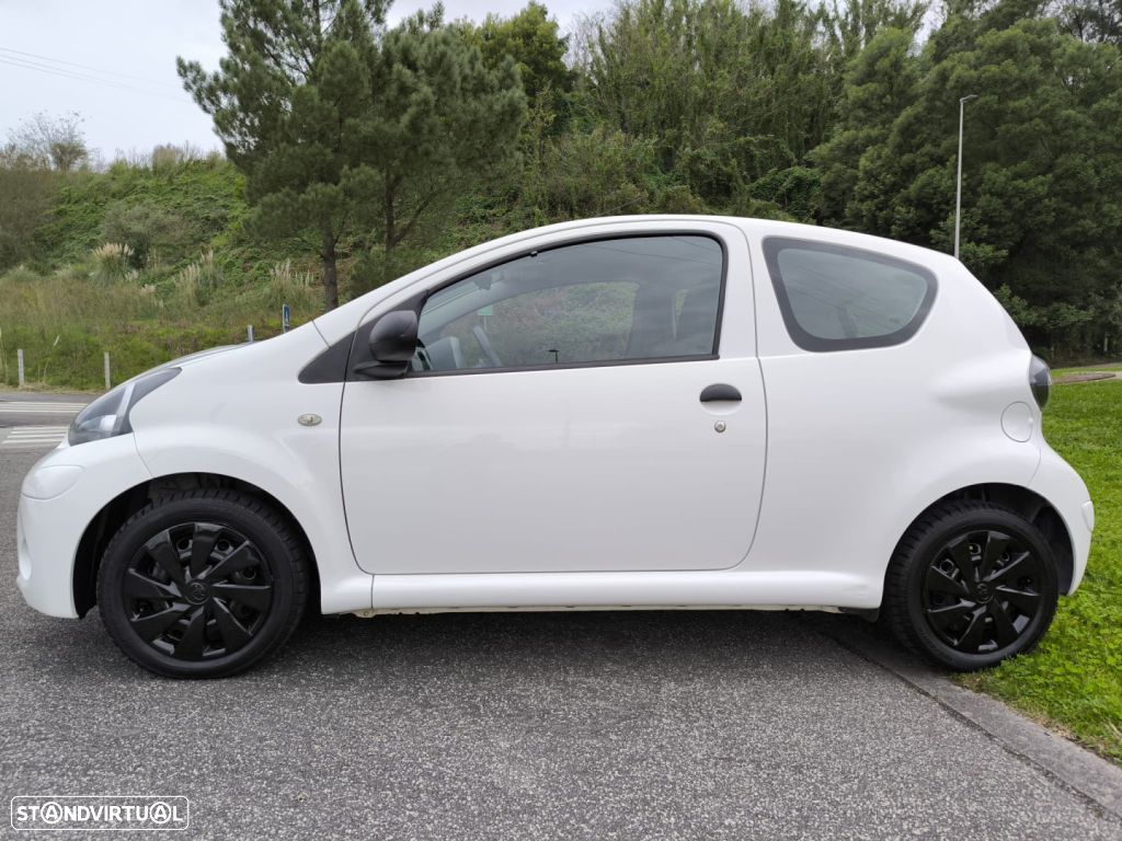 Toyota Aygo 1.0 X-Cite - 2