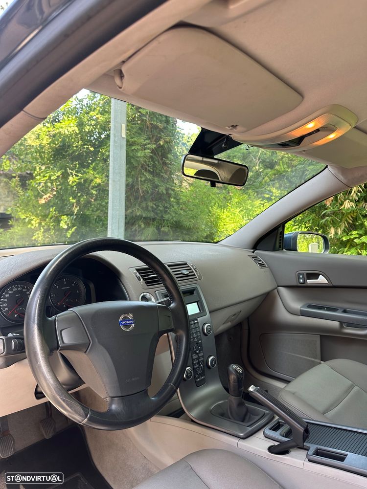 Volvo C30 1.6 D - 21
