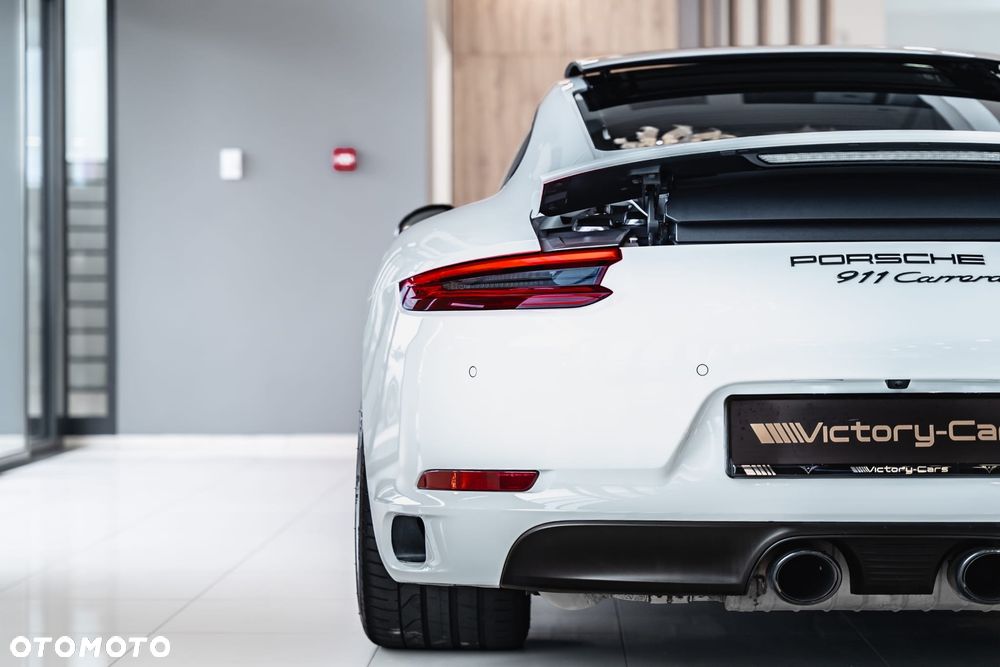 Porsche 911 Carrera S PDK - 8