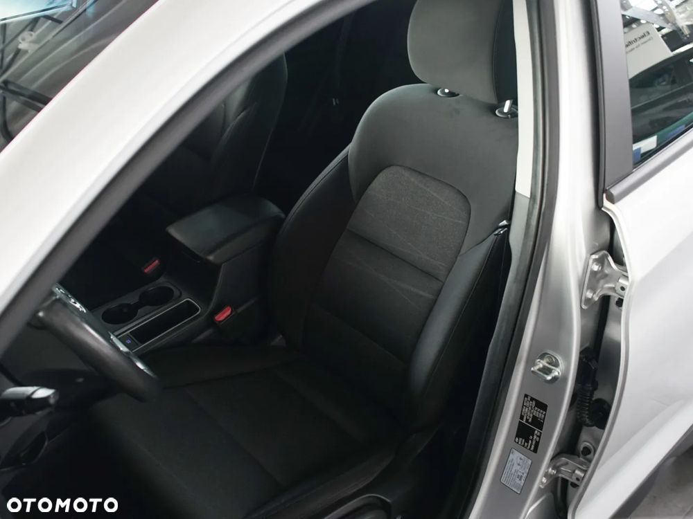 Hyundai Tucson 1.6 GDi Comfort 2WD - 35