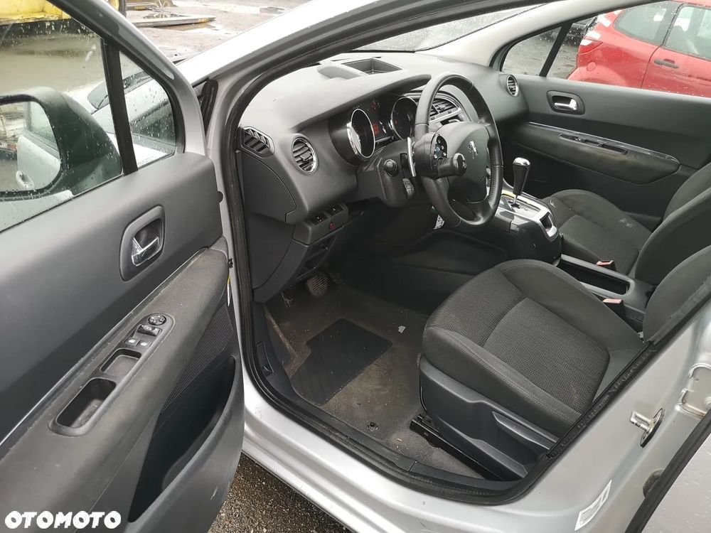 Peugeot 5008 1.6 HDi Premium - 19