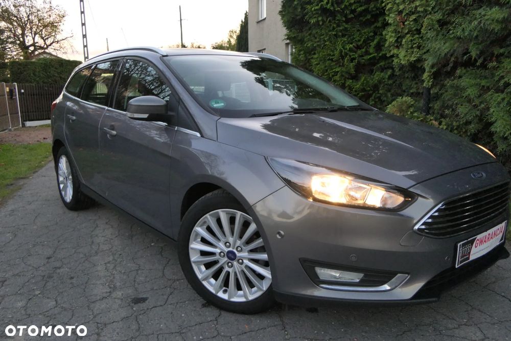 Ford Focus Turnier 1.5 EcoBlue Start-Stopp-System TITANIUM STYLE - 11