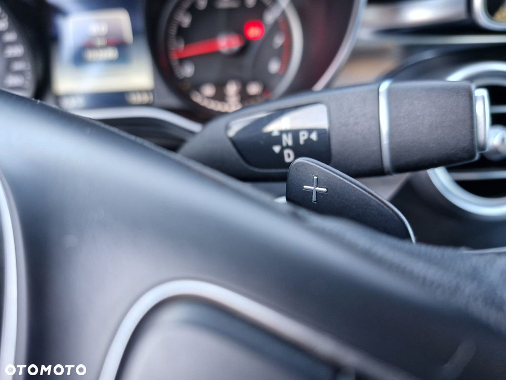 Mercedes-Benz GLC - 25