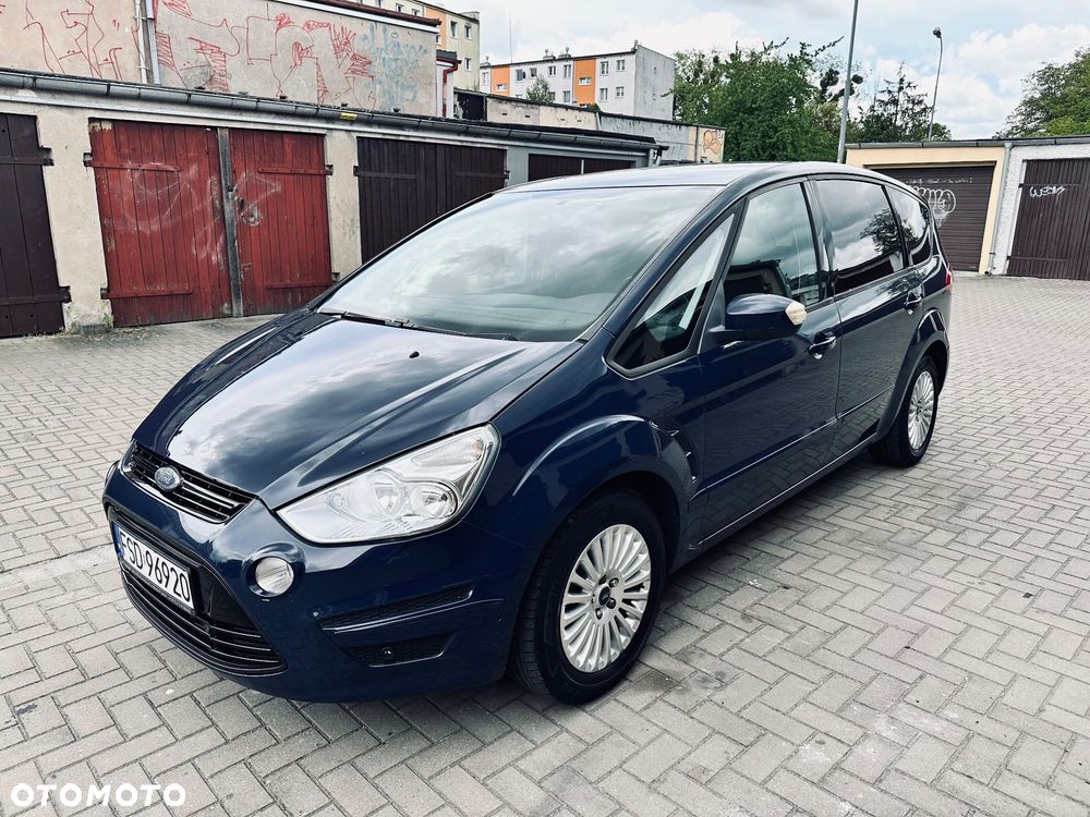 Ford S-Max 2010 photo 2