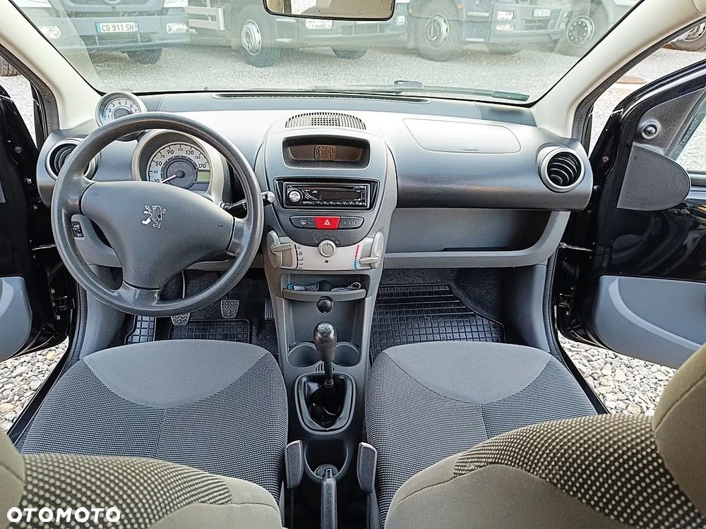 Peugeot 107 1.0 Trendy - 13