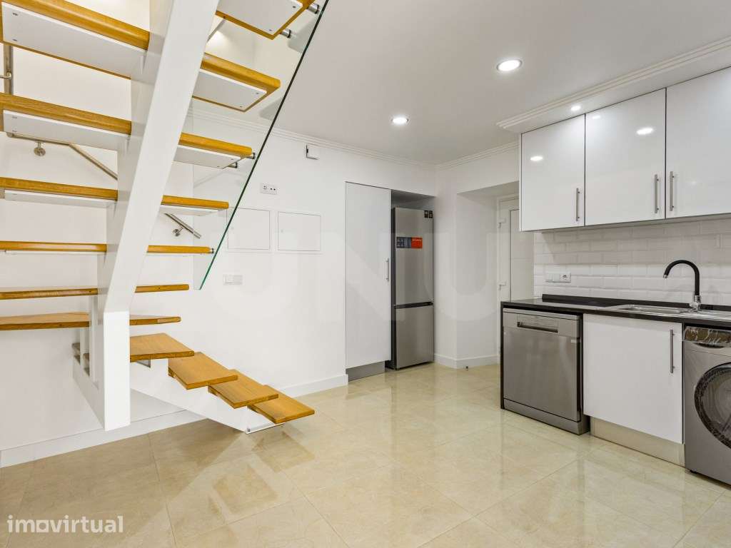 Moradia T3 remodelada para venda na Ervideira. - Grande imagem: 5/47