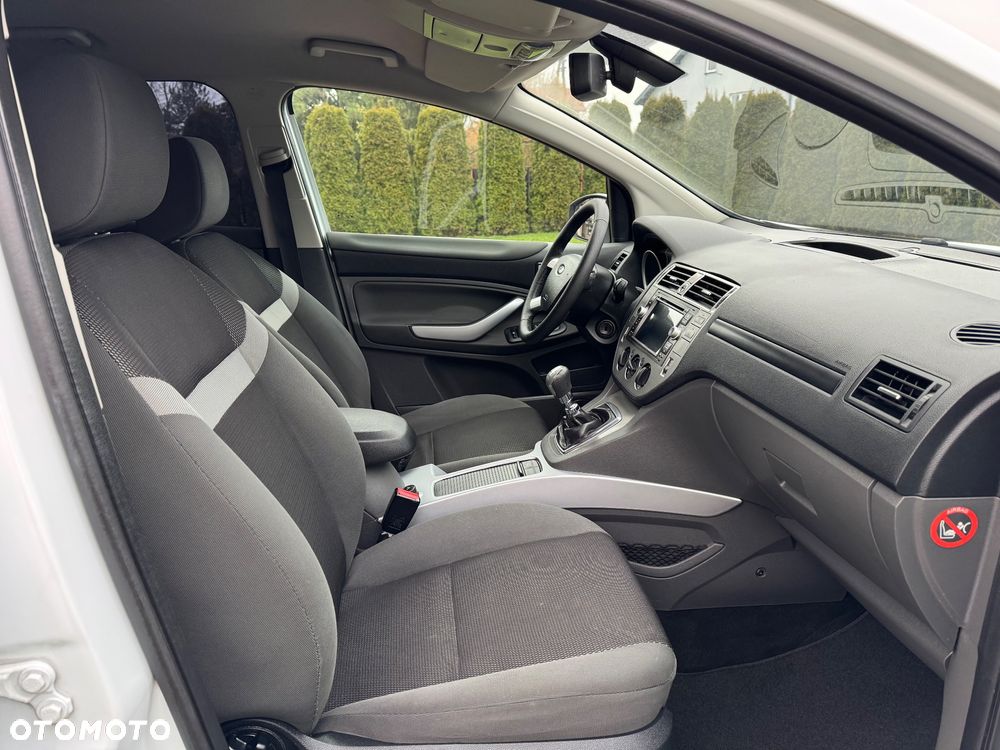 Ford Kuga 2.0 TDCi 4x4 Trend - 11