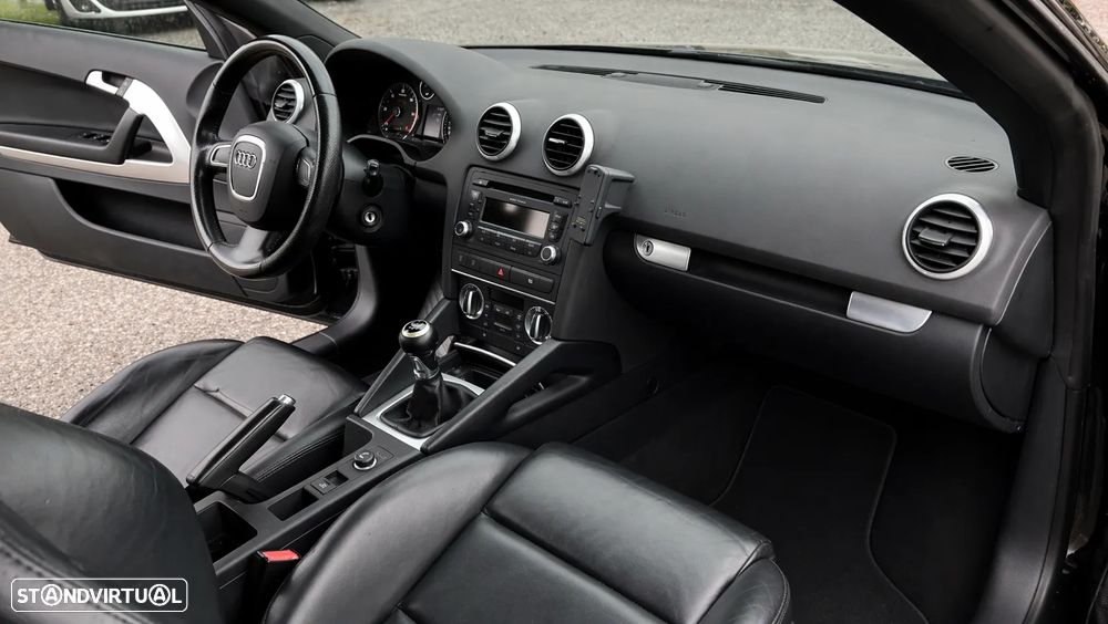 Audi A3 Cabrio 1.6 TDi Attraction - 5